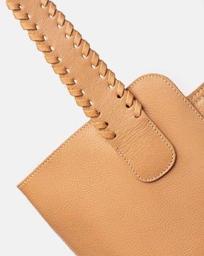 Shopper The Braided en cuero vegetal liso